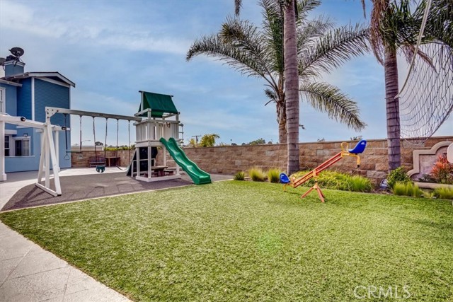 227 Aviation Pl, Manhattan Beach, California 90266, 3 Bedrooms Bedrooms, ,2 BathroomsBathrooms,Residential,Sold,Aviation Pl,SB22058324