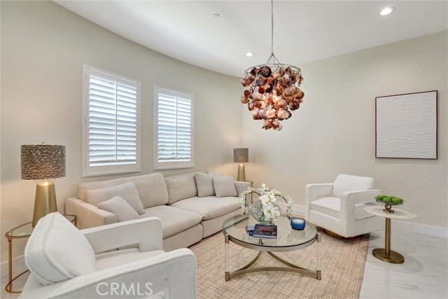 Detail Gallery Image 9 of 59 For 19002 Delaware St, Huntington Beach,  CA 92648 - 6 Beds | 5/1 Baths