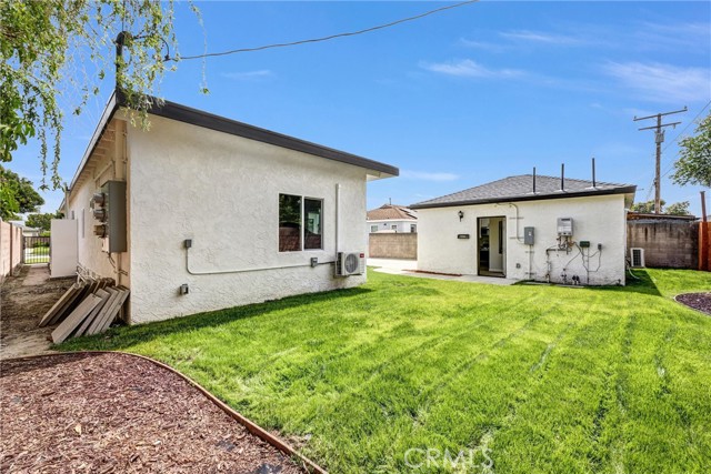 Image 29 of 39 For 14431 Harvest Ave