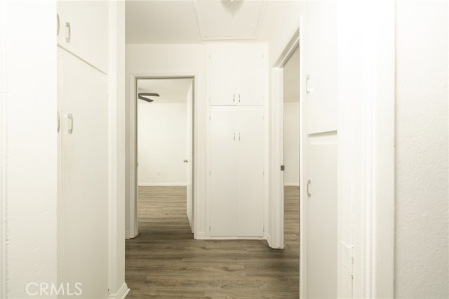 Image 28 of 38 For 4110 Hathaway Ave