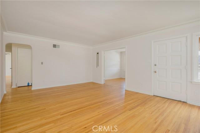 Detail Gallery Image 5 of 30 For 10128 Haines Canyon, Tujunga,  CA 91042 - 2 Beds | 1 Baths