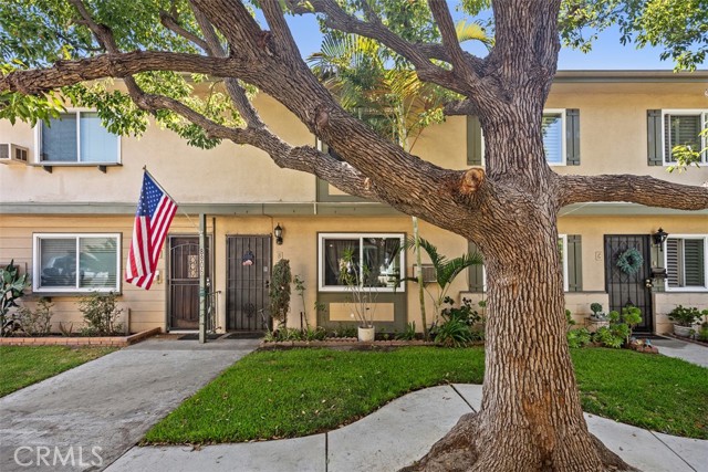 Detail Gallery Image 1 of 1 For 8806 Valley View St #B,  Buena Park,  CA 90620 - 2 Beds | 1/1 Baths