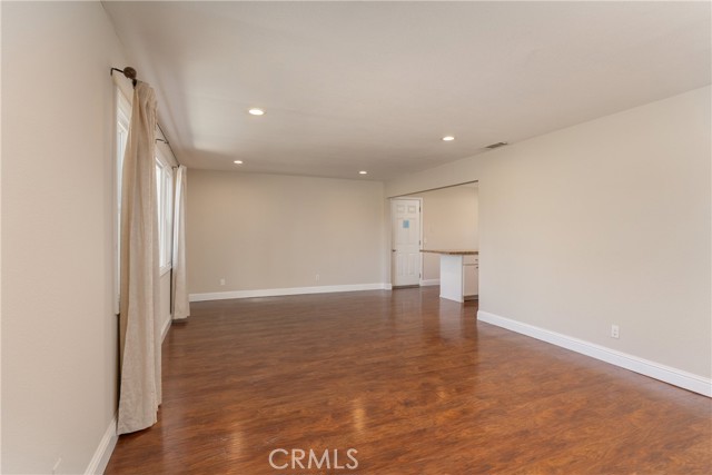 Detail Gallery Image 7 of 28 For 1273 East Ave, Chico,  CA 95926 - 3 Beds | 1 Baths