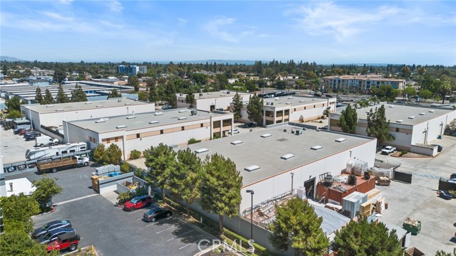 620 S Magnolia Avenue, Ontario CA: https://media.crmls.org/medias/8c95ff4c-e391-4cbc-9c92-1b1317be0145.jpg
