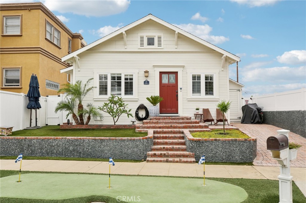 311 S Guadalupe Avenue