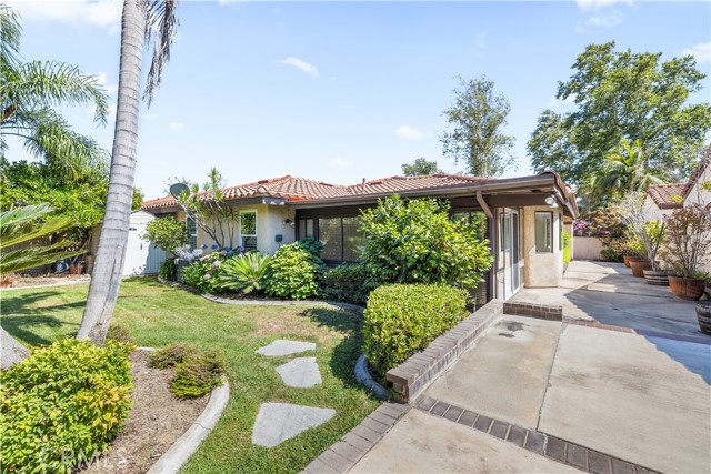 897 Calle Del Sol, Upland CA: https://media.crmls.org/medias/8c96f674-0e44-45f3-9cd5-d3c3a4394ef2.jpg