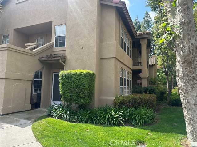 64 Sentinel Place, Aliso Viejo CA: https://media.crmls.org/medias/8c97eda6-e0eb-4814-a0e8-e2a7eaa9f300.jpg