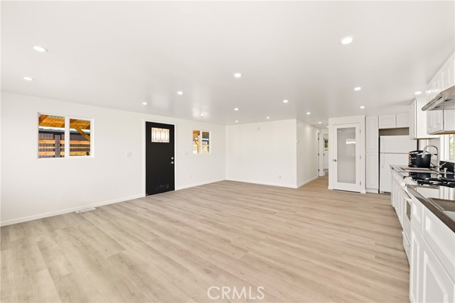 Detail Gallery Image 8 of 33 For 4388 E Central Ave Unit 121, Camarillo,  CA 93010 - 2 Beds | 2 Baths