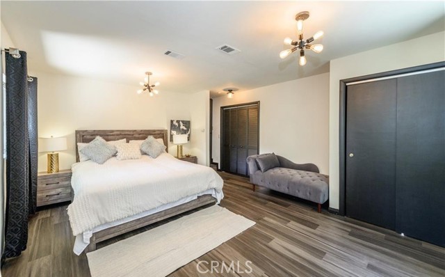 29148 Lyon Drive, Cedar Glen CA: https://media.crmls.org/medias/8c992663-25a1-4301-8420-e83136fcc8f7.jpg
