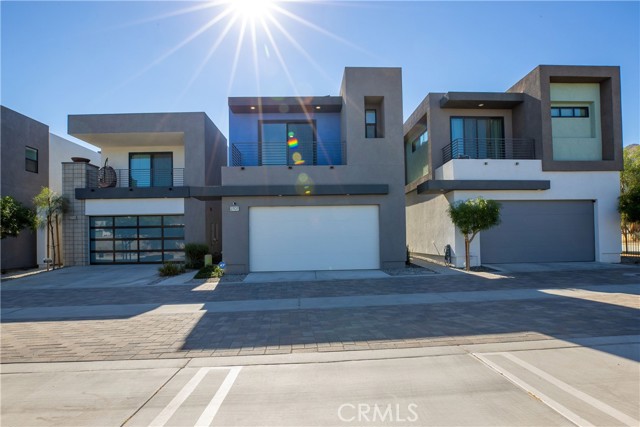 Front Image Thumbnail for CRTR26172559