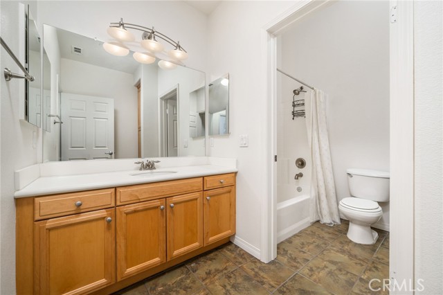 Detail Gallery Image 15 of 33 For 662 W 1st St, Claremont,  CA 91711 - 2 Beds | 2 Baths