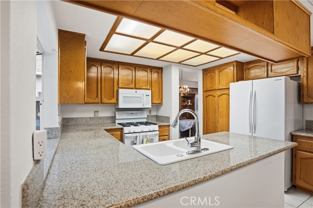 Detail Gallery Image 11 of 46 For 25497 Blackwood Rd, Murrieta,  CA 92563 - 4 Beds | 2/1 Baths