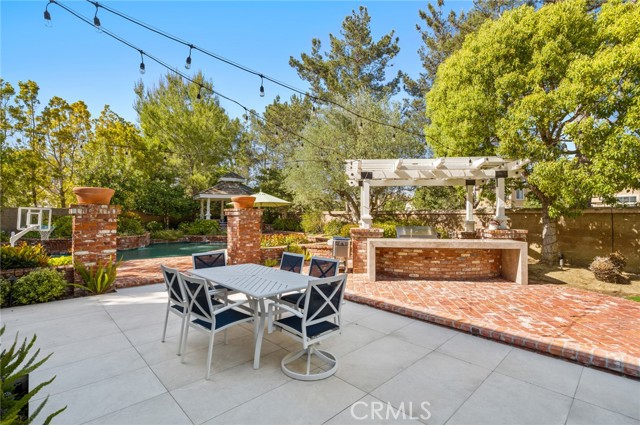 3 Bridgeport Road, Newport Coast CA: https://media.crmls.org/medias/8c99ffd5-e90a-41fe-95a9-bd27aa5ac65a.jpg