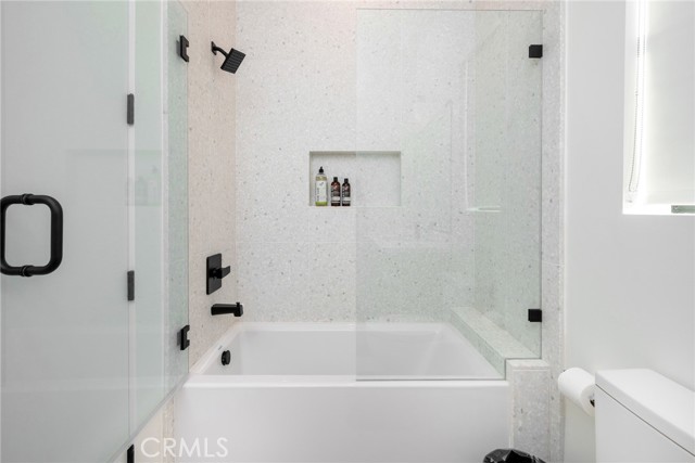 109 N Westlake Avenue, Los Angeles CA: https://media.crmls.org/medias/8c9b4f2b-9828-404c-a41e-a49dac845f76.jpg