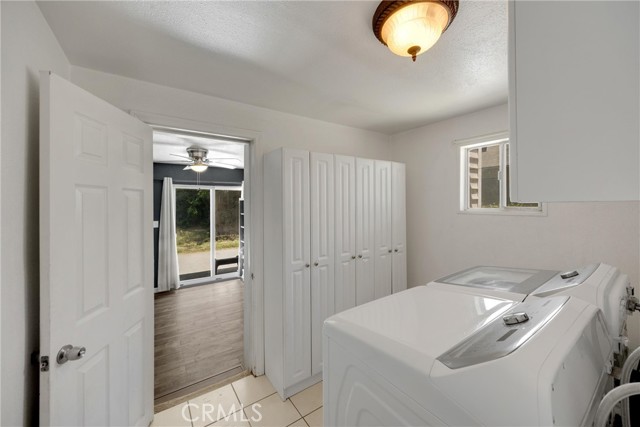 1003 Stevenson Street, Colton CA: https://media.crmls.org/medias/8c9b59c2-4da9-4a19-8bf5-dffd391195e5.jpg