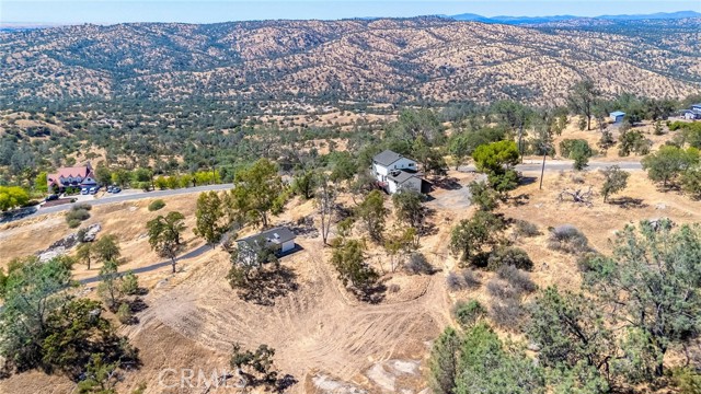 41070 Lilley Mountain Drive, Coarsegold CA: https://media.crmls.org/medias/8c9cf3cc-cd70-4368-9868-209c714f4af5.jpg