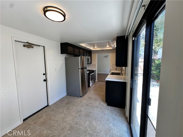 Detail Gallery Image 17 of 18 For 16592 Jib Cir #B,  Huntington Beach,  CA 92649 - 3 Beds | 2/1 Baths