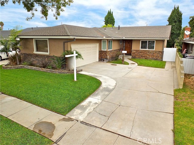 7905 E Ring St, Long Beach, CA 90808