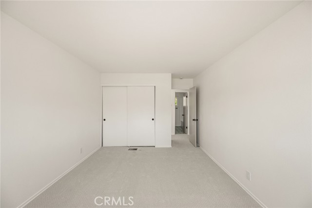 925 Eastglen photo 42