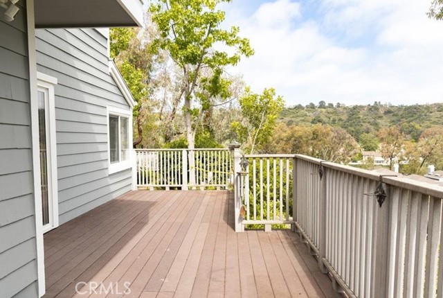 Detail Gallery Image 2 of 19 For 411 San Nicholas, Laguna Beach,  CA 92651 - 3 Beds | 2/1 Baths