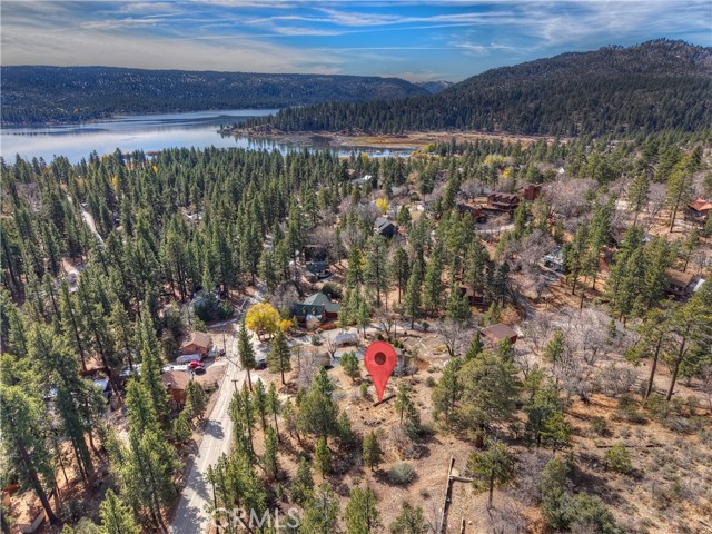 Detail Gallery Image 8 of 24 For 1115 Fawnskin Dr, Fawnskin,  CA 92333 - – Beds | – Baths