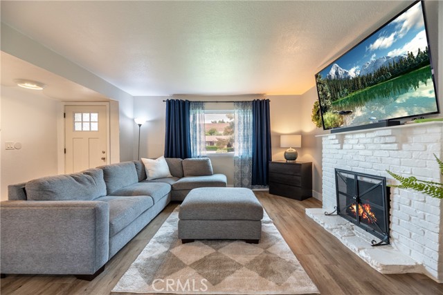 20869 Moonlake Street, Walnut CA: https://media.crmls.org/medias/8ca12da4-2a11-4d40-beb1-a08993c8b9c4.jpg