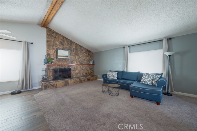 Detail Gallery Image 25 of 33 For 10444 Charleston Dr, Riverside,  CA 92503 - 4 Beds | 2 Baths