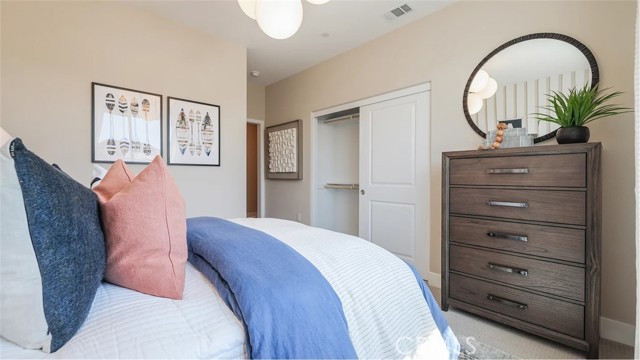 Detail Gallery Image 19 of 27 For 27419 Shining Willow Ln, Valencia,  CA 91381 - 4 Beds | 2/1 Baths