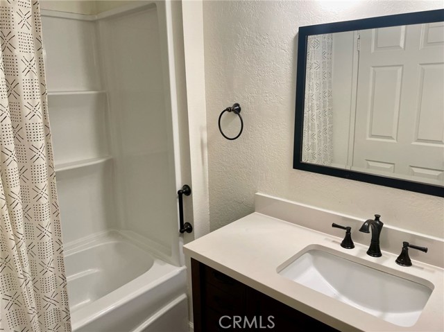 Detail Gallery Image 13 of 15 For 10920 Moorpark St #2,  North Hollywood,  CA 91602 - 1 Beds | 1 Baths