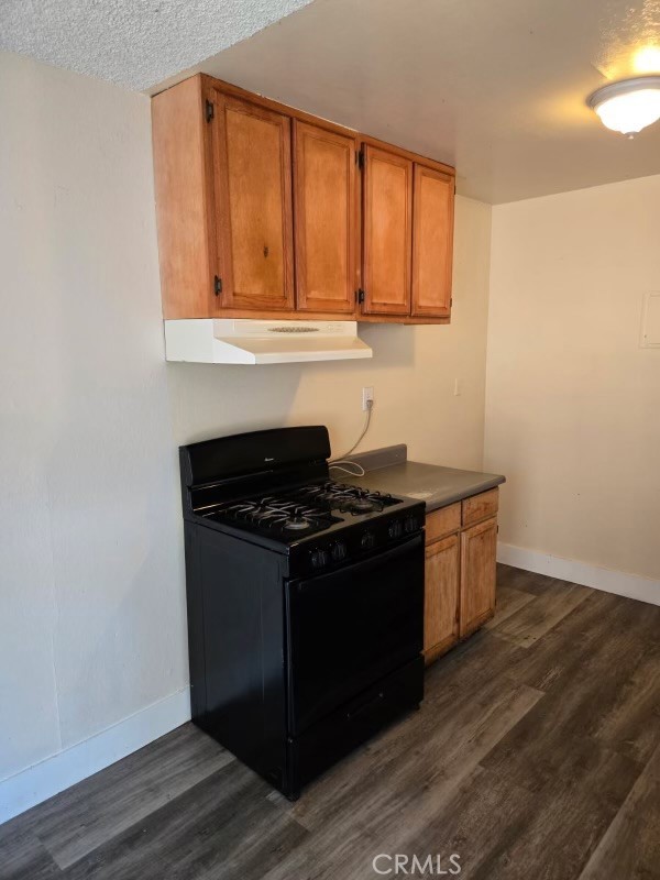 Detail Gallery Image 2 of 9 For 14805 Chase St #107,  Panorama City,  CA 91402 - 2 Beds | 1 Baths