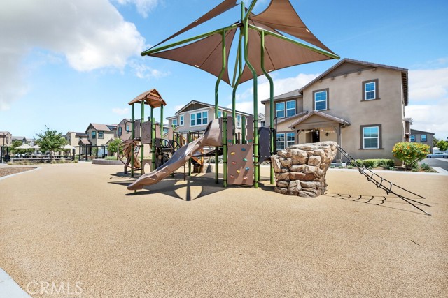 Detail Gallery Image 44 of 46 For 28175 Ashtree St, Temecula,  CA 92591 - 3 Beds | 2/1 Baths