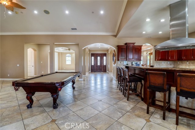 6116 Chadbourne Avenue, Riverside CA: https://media.crmls.org/medias/8ca44ffb-15eb-49b8-a3b6-e1c752db7d8a.jpg