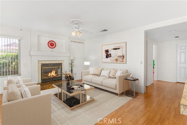 Detail Gallery Image 16 of 41 For 21200 Lands End, Moreno Valley,  CA 92557 - 4 Beds | 3 Baths