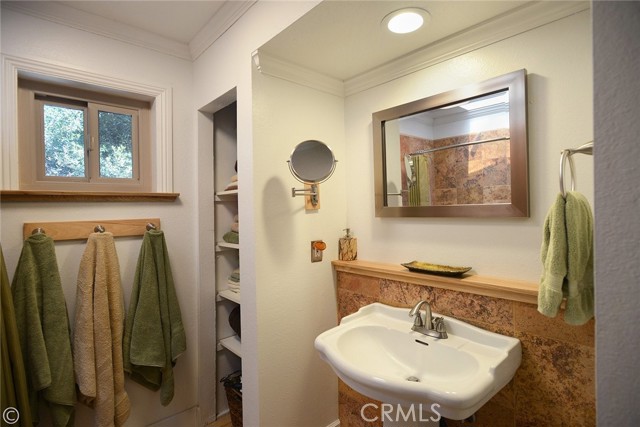Detail Gallery Image 17 of 32 For 1212 Woodland Dr, –,  CA 93222 - 3 Beds | 2 Baths
