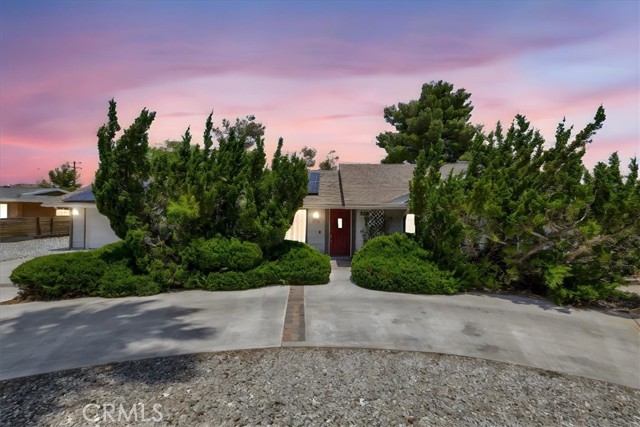 57856 El Dorado Drive, Yucca Valley CA: https://media.crmls.org/medias/8ca5b6b0-b220-40e8-a668-bf0b14490f1c.jpg