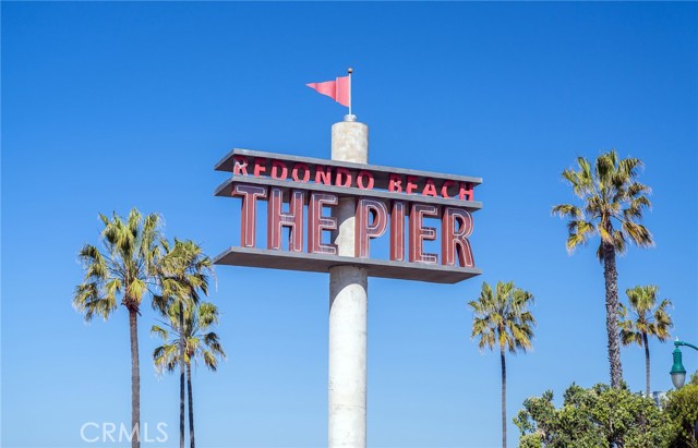 Detail Gallery Image 27 of 30 For 208 S Catalina Ave #C,  Redondo Beach,  CA 90277 - 3 Beds | 2/1 Baths