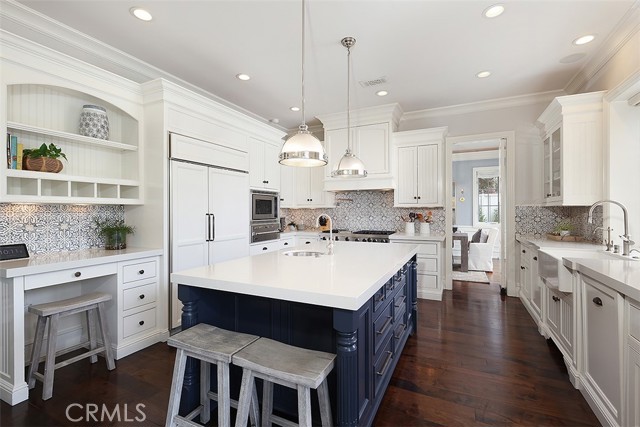 Detail Gallery Image 6 of 29 For 1718 Port Westbourne, Newport Beach,  CA 92660 - 5 Beds | 5/1 Baths