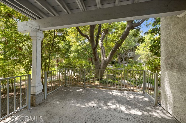 Detail Gallery Image 21 of 25 For 7150 Carlson Cir #21,  Canoga Park,  CA 91303 - 2 Beds | 1/1 Baths