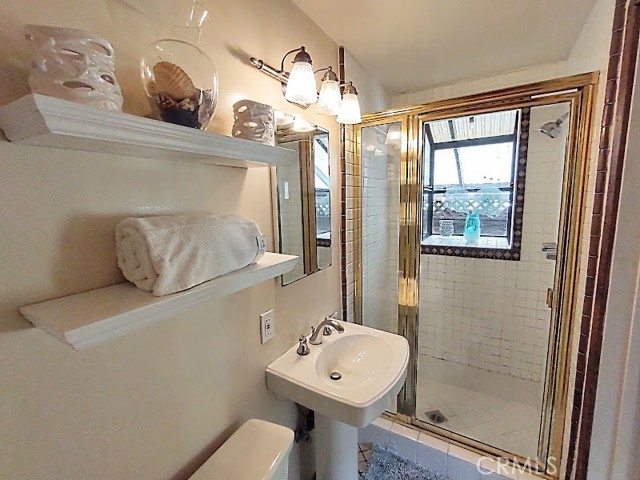 2612 Alma Avenue, Manhattan Beach, California 90266, 3 Bedrooms Bedrooms, ,2 BathroomsBathrooms,Residential,Sold,Alma,SB21248394