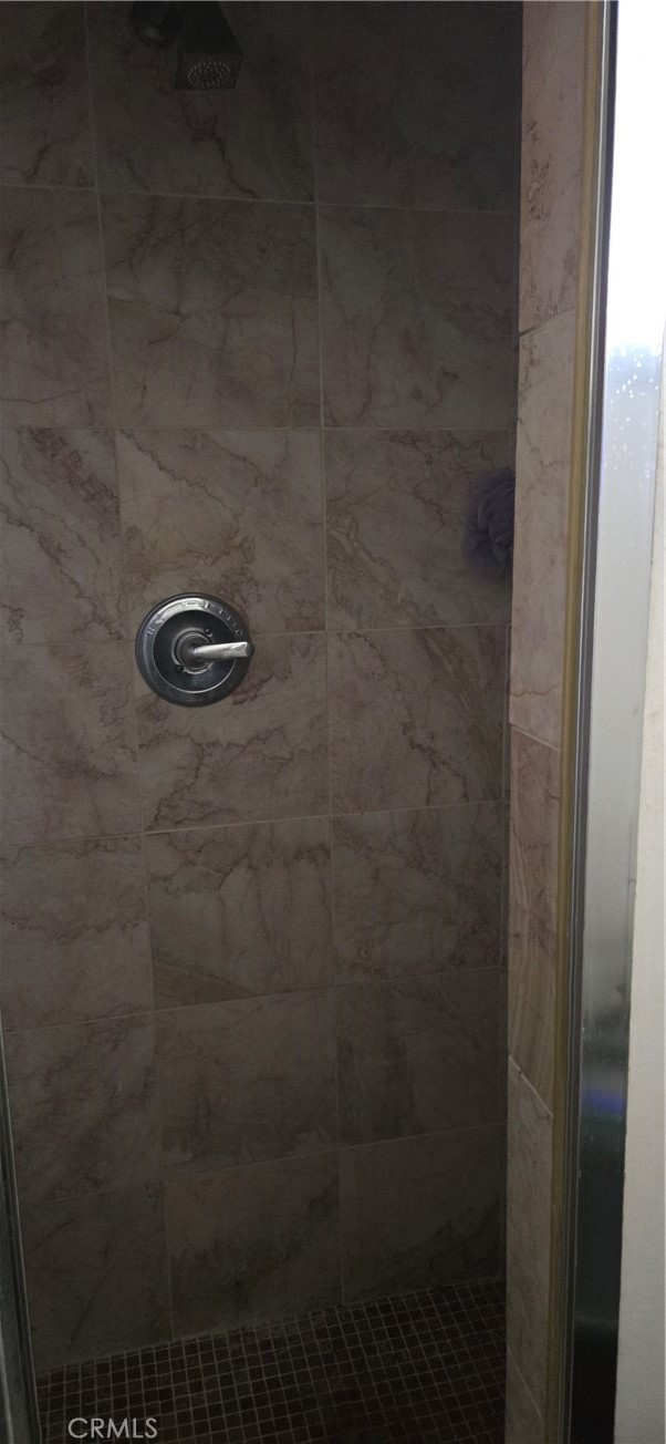 7503 Aqueduct Avenue, Van Nuys CA: https://media.crmls.org/medias/8ca90e33-0c45-42dc-9fc3-67da38f2fb85.jpg