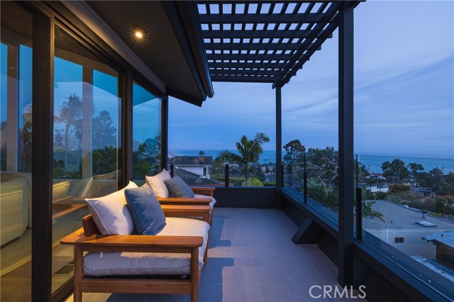 Detail Gallery Image 27 of 28 For 531 Allview, Laguna Beach,  CA 92651 - 4 Beds | 4/1 Baths
