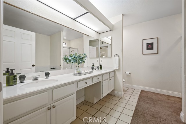 897 Calle Del Sol, Upland CA: https://media.crmls.org/medias/8ca99b69-81c7-4c36-bd73-658b963c4f58.jpg