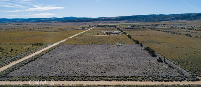 Detail Gallery Image 4 of 9 For 180 W E-8, Lancaster,  CA 93536 - – Beds | – Baths