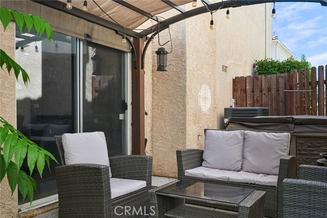 Detail Gallery Image 42 of 48 For 9400 1/2 Noble, North Hills,  CA 91343 - 5 Beds | 3 Baths