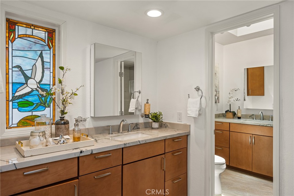 8cac3ccb 7d23 4765 B17c B1504f123cc5