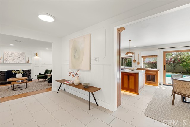 Image 42 of 73 For 4972 Park  