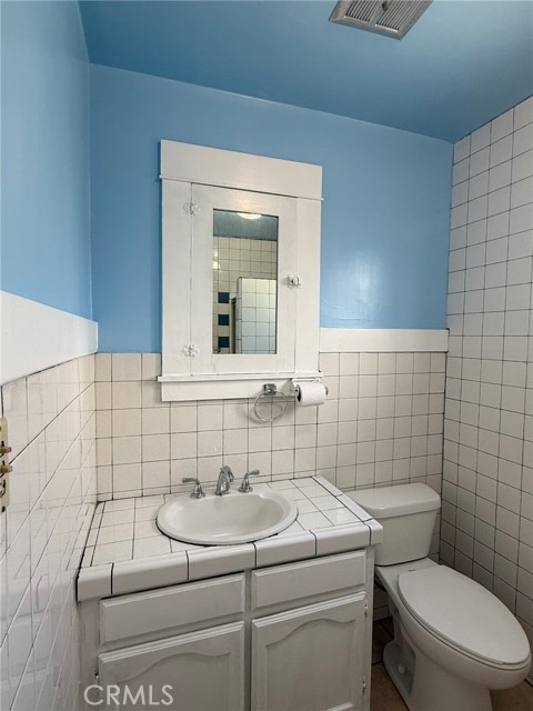 Detail Gallery Image 46 of 61 For 928 S Breed St, Los Angeles,  CA 90023 - – Beds | – Baths