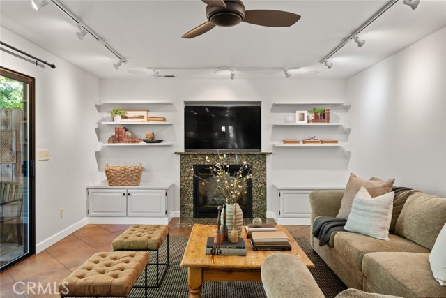 Detail Gallery Image 15 of 60 For 796 Silverado Estates Court, Chico,  CA 95973 - 4 Beds | 2/1 Baths