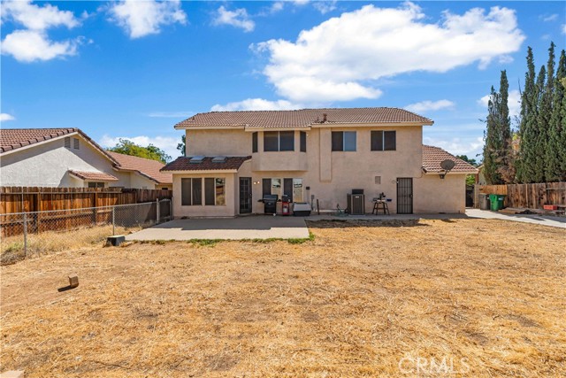 Detail Gallery Image 27 of 32 For 37443 Yorkshire Dr, Palmdale,  CA 93550 - 3 Beds | 3/1 Baths