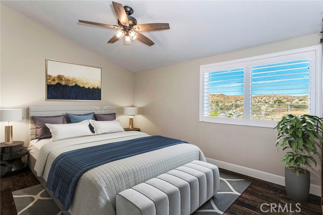 Detail Gallery Image 16 of 42 For 18711 Nadal St, Canyon Country,  CA 91351 - 3 Beds | 2 Baths